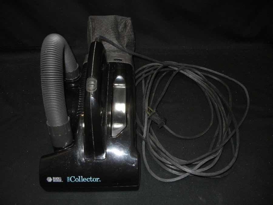 Black & Decker Beige Vacuums