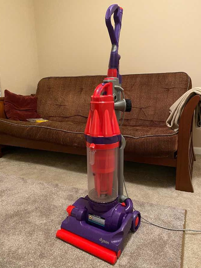 toy dyson dc07