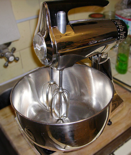 sumbeam mixmaster 12c – In the Vintage Kitchen: Where History Comes To Eat