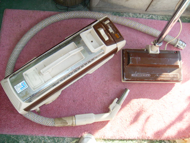 Electrolux Model 1401-B